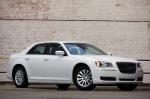 Chrysler 300C 2011 года